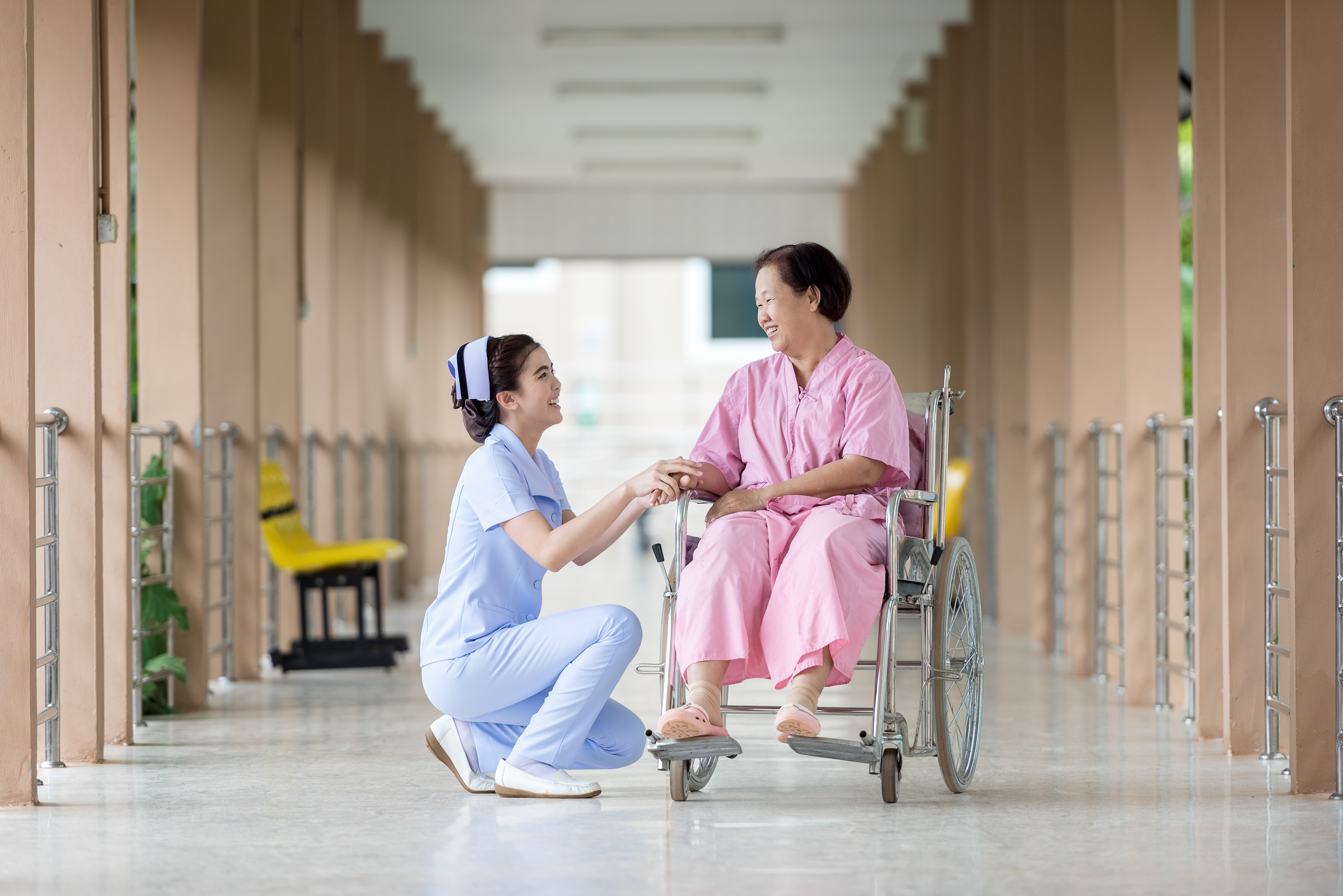people-motion-walk-asia-professional-together-1179849-pxhere.com.jpg