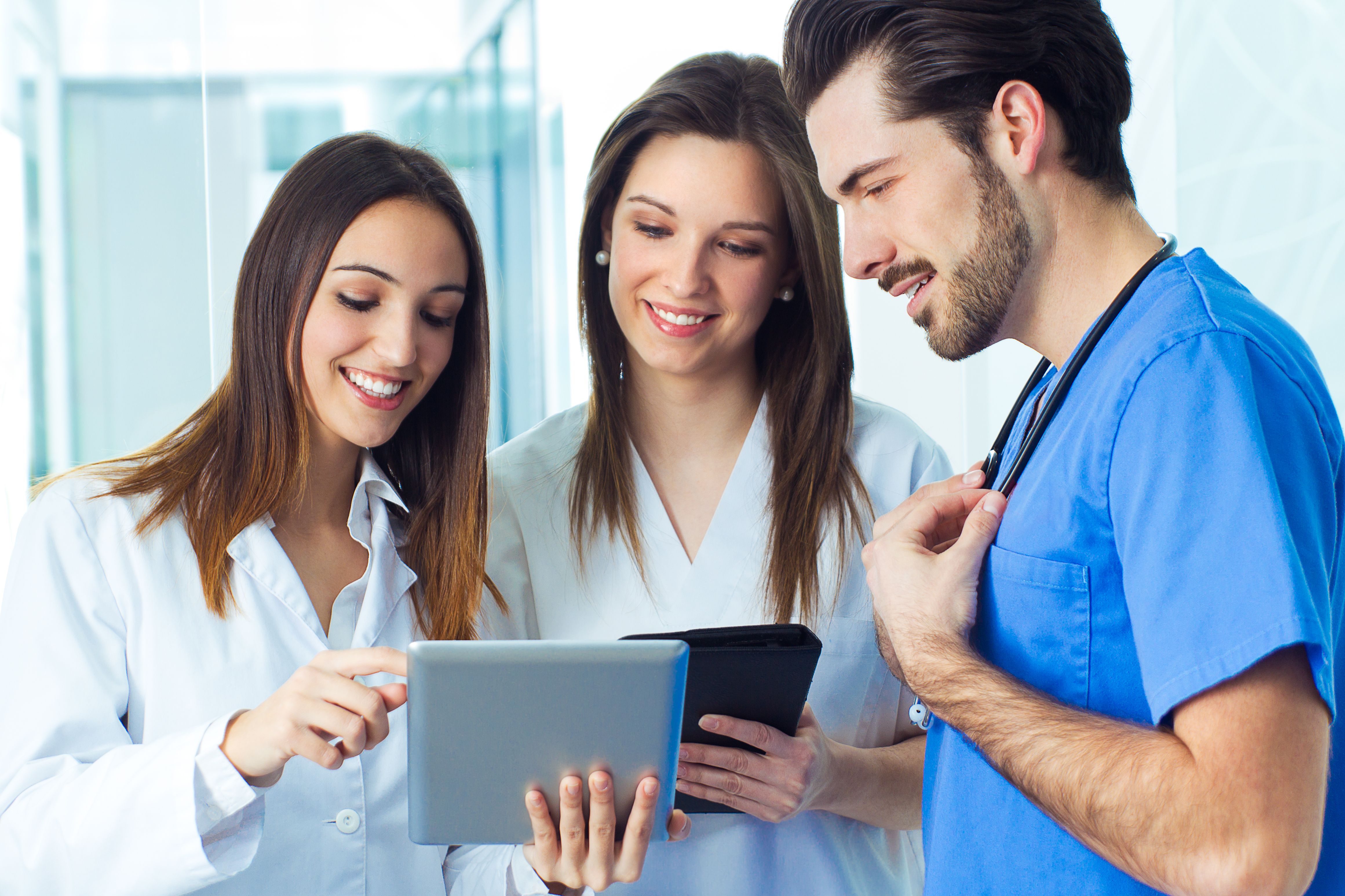 caucasian-coat-doctor-employees-female-health-1446749-pxhere.com.jpg